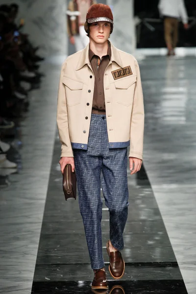 Look 7